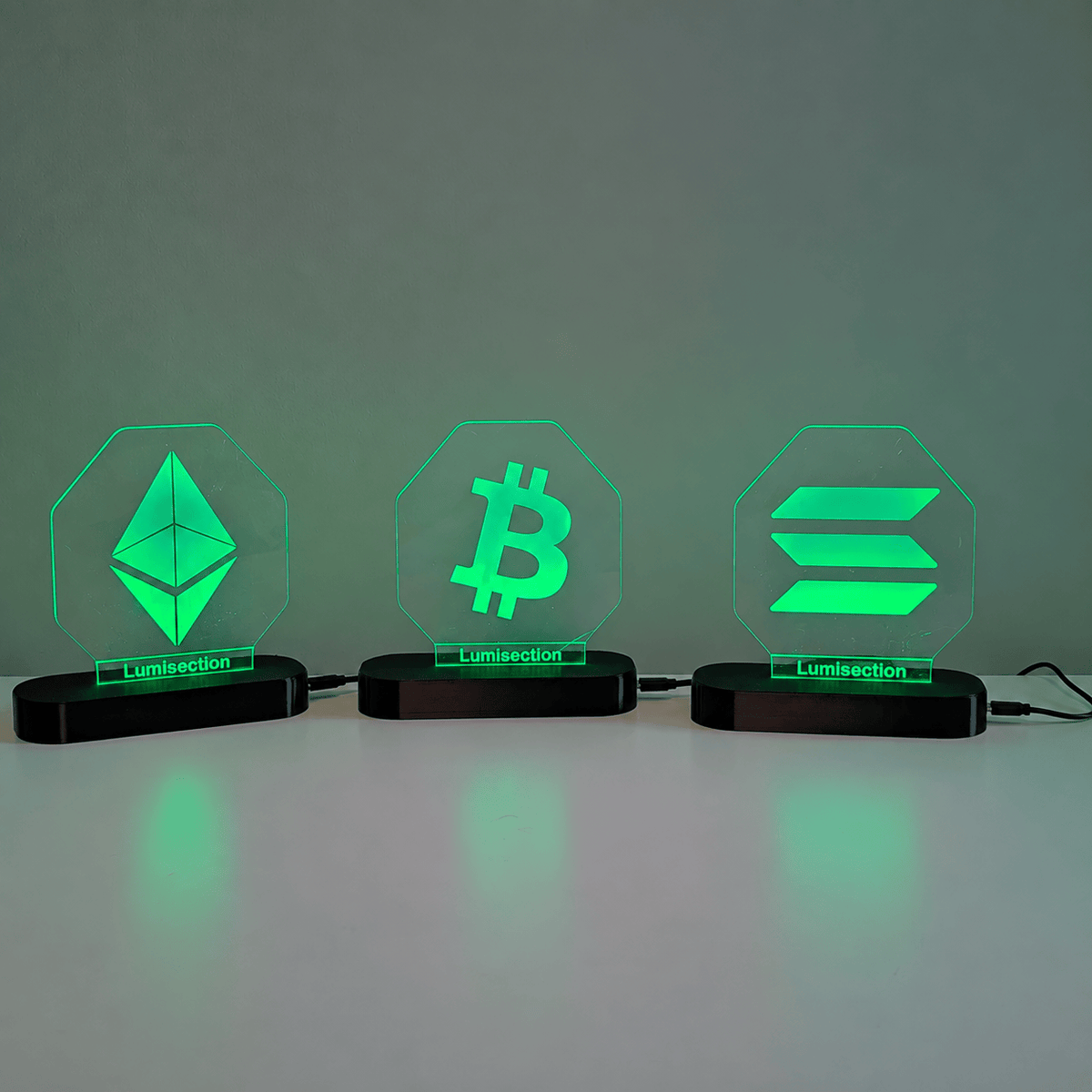 Lumisection Akis RGB Market Ticker